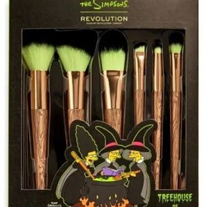 NWT The Simpsons Makeup Revolution Bouvier Coven Brush Set
